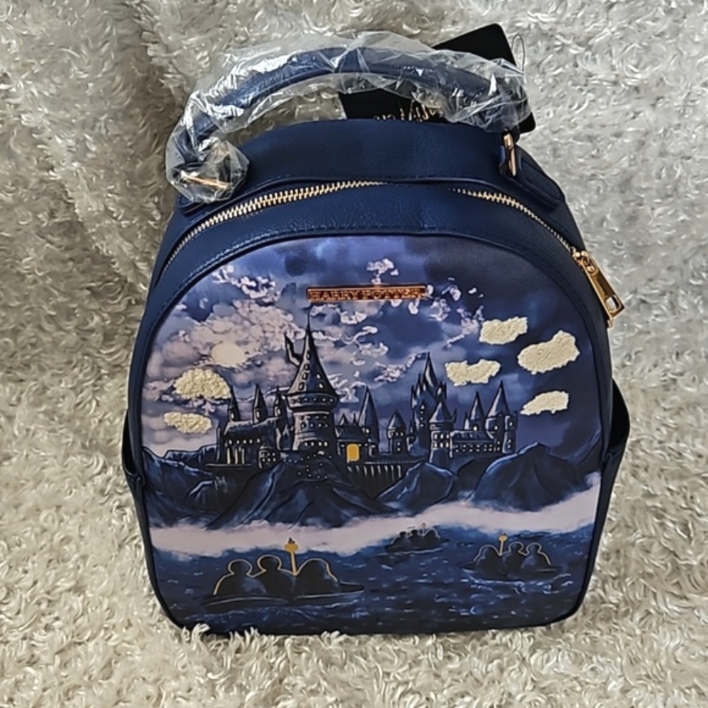 Harry Potter Hogwarts Great Lake Castle mini backpack